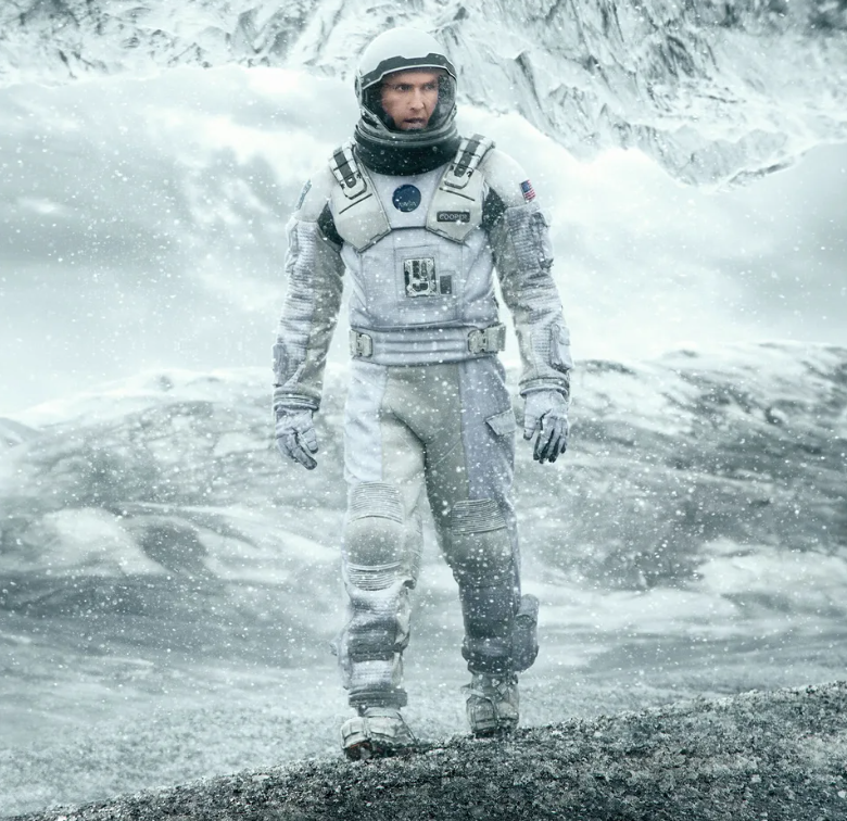 지구 중력을 벗어나는 데 필요한 에너지는 수십 년 전이나 지금이나 크게 다르지 않다. 로켓 방정식은 변하지 않았다. 달라진 것은 같은 일을 몇 번이나, 얼마나 안정적으로 반복할 수 있는가다.